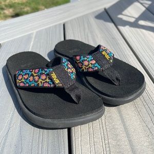 Like New Kids Tevas